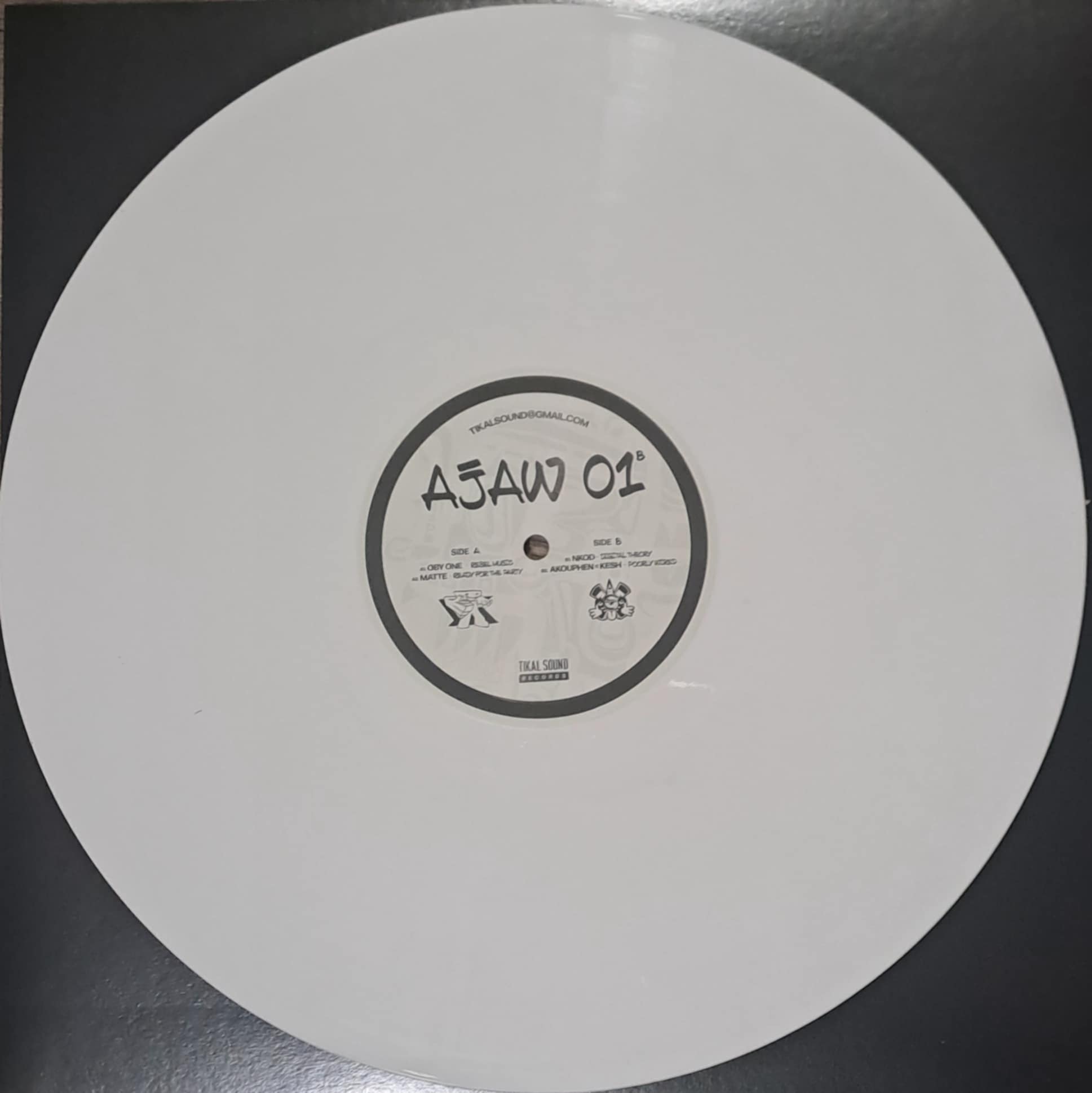 Ajaw 01 - vinyle freetekno