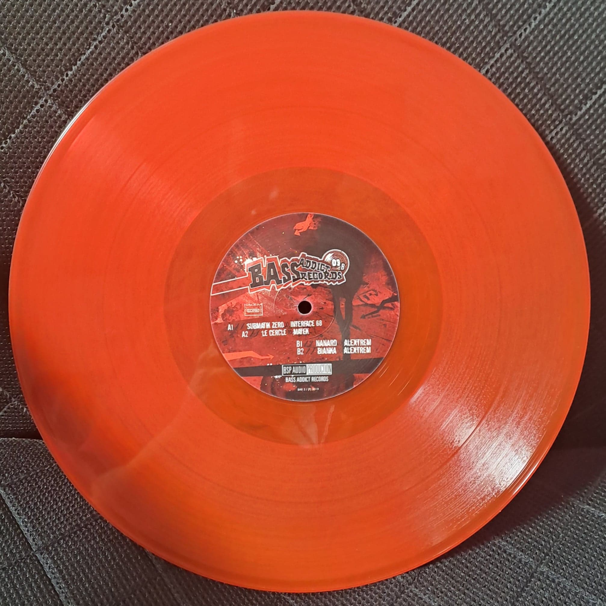 Bass Addict 03 (Rouge transparent) - vinyle freetekno