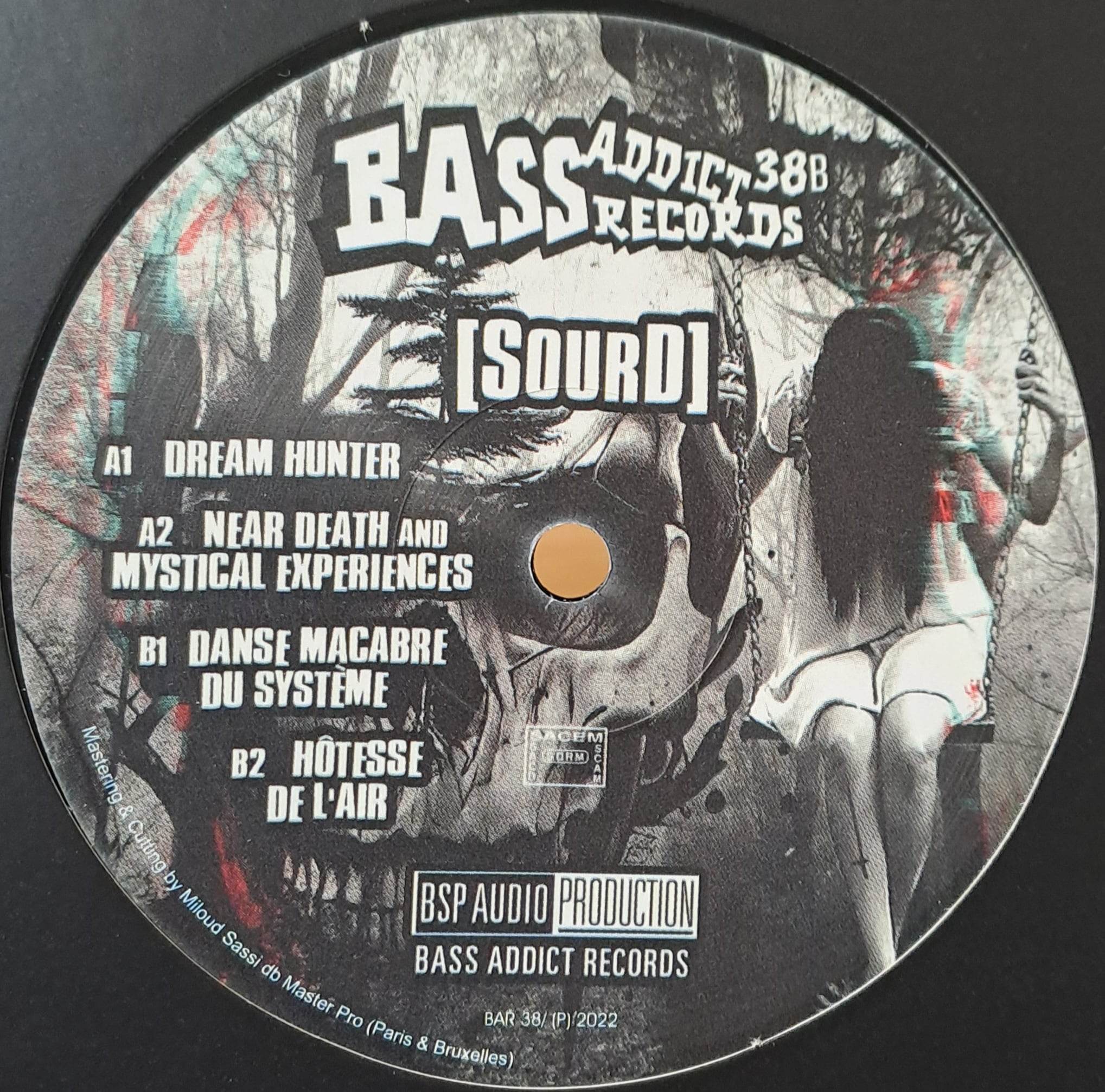 Bass Addict 38 (toute dernière copie en stock) - vinyle acidcore