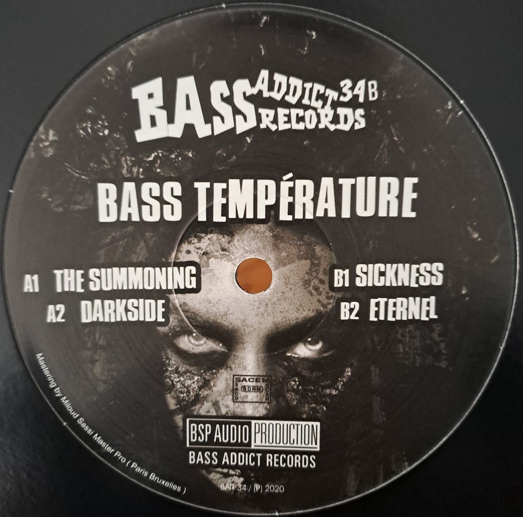 Bass Addict 34 (toute dernière copie en stock) - vinyle acidcore