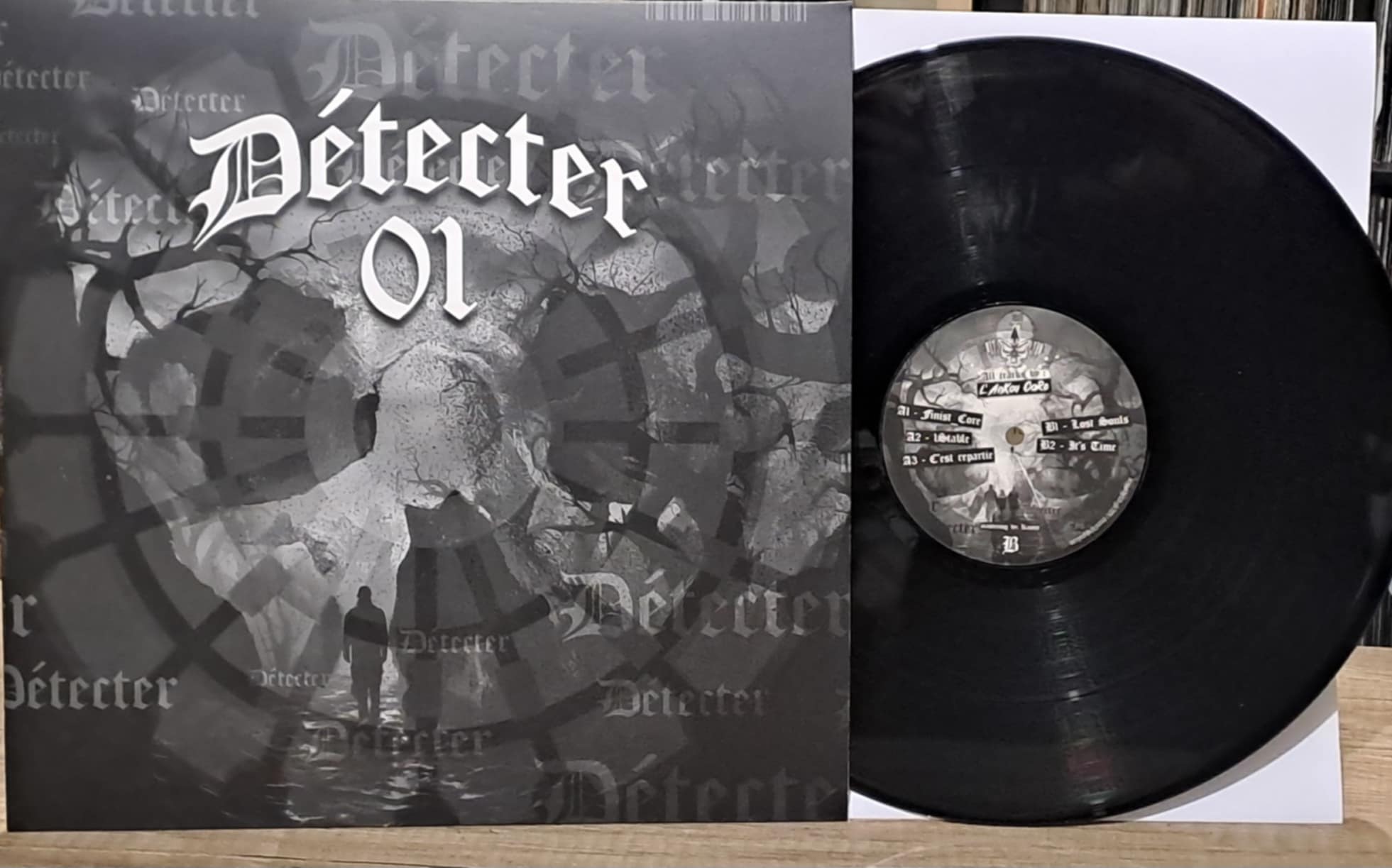 Détecter 01 - vinyle hardcore