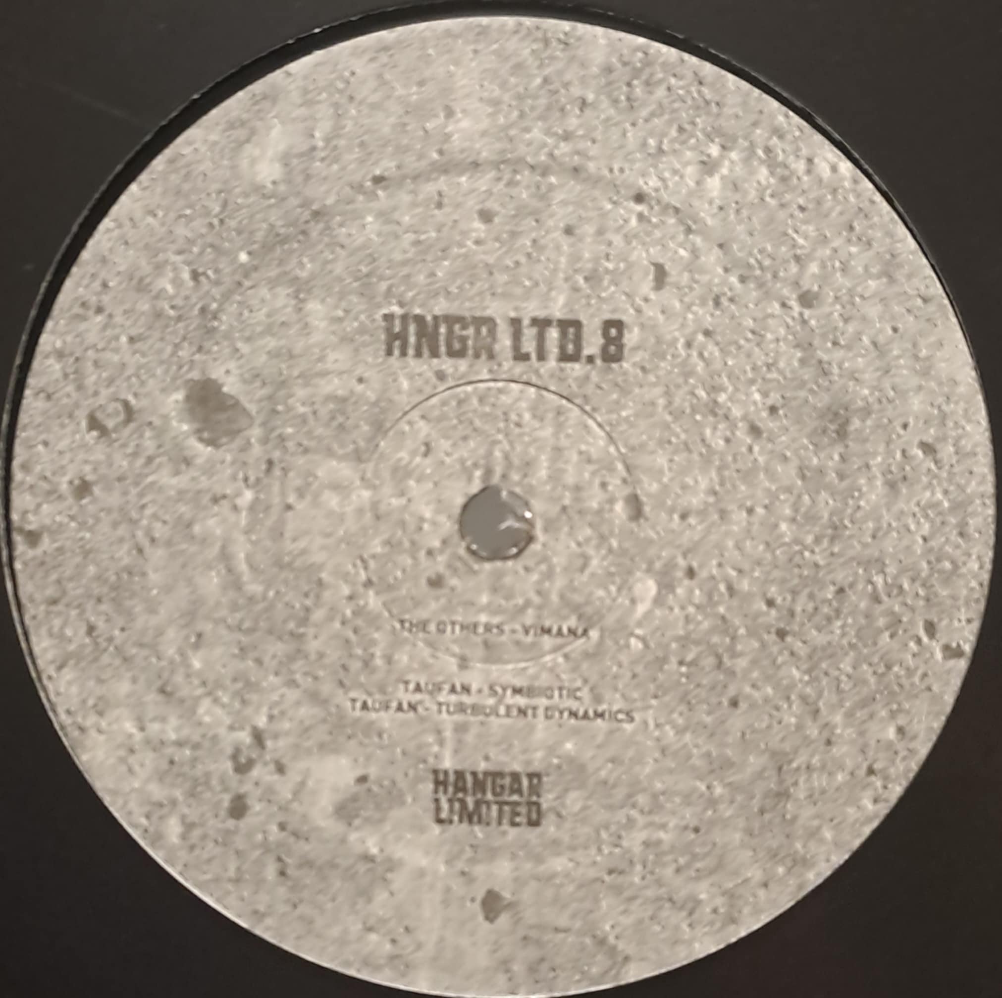 Hangar Limited 08 - vinyle freetekno