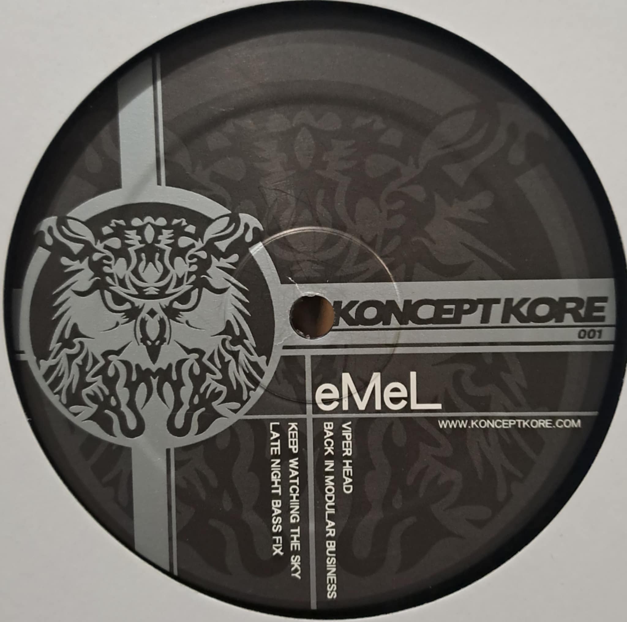 Koncept Kore 001 - vinyle acid