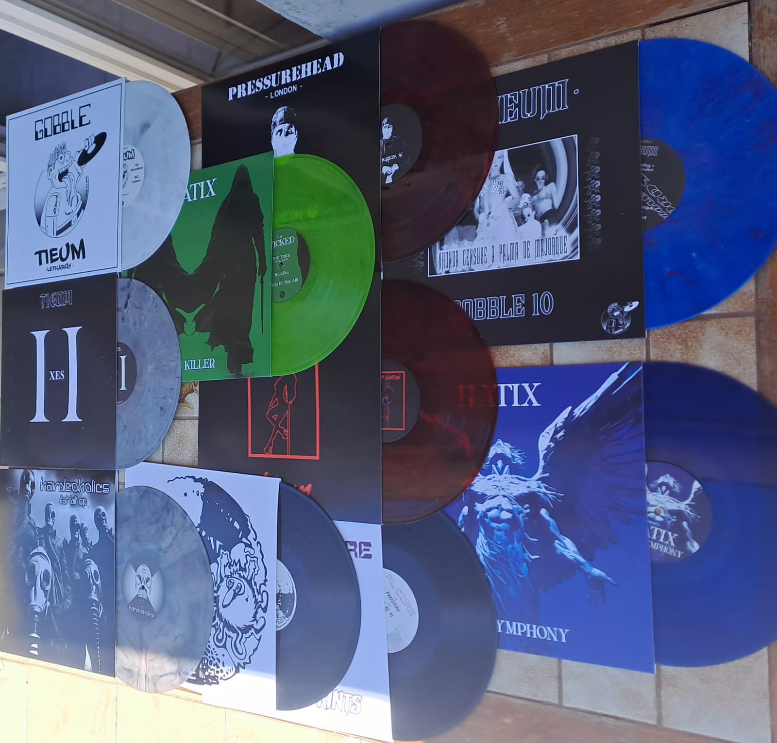 Lot de 10 vinyles du label Mazykka Reprints - (15% de remise) - vinyle gabber