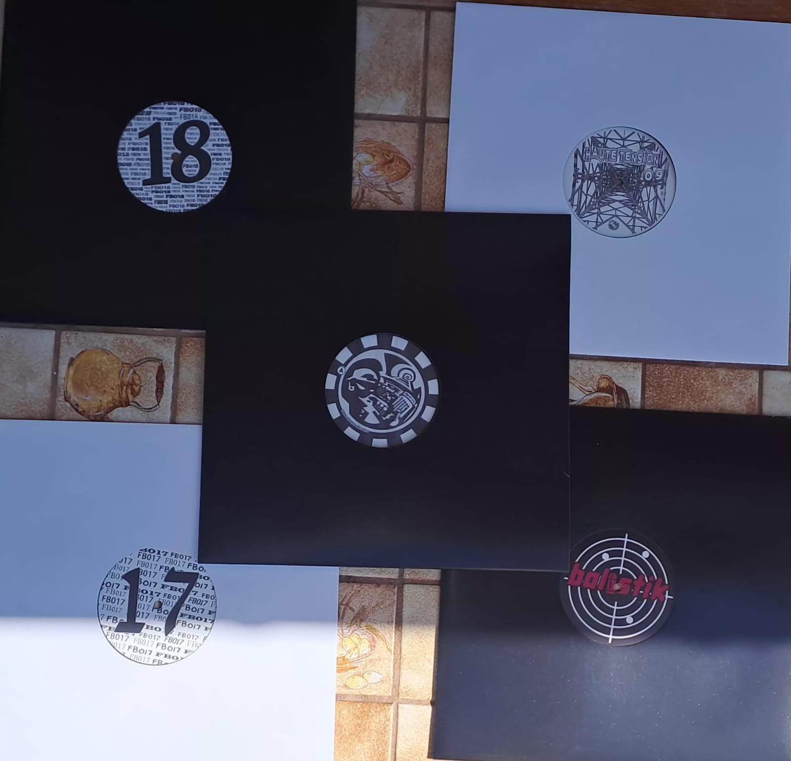 Lot de 5 vinyles Tribe (20% de remise) - vinyle freetekno