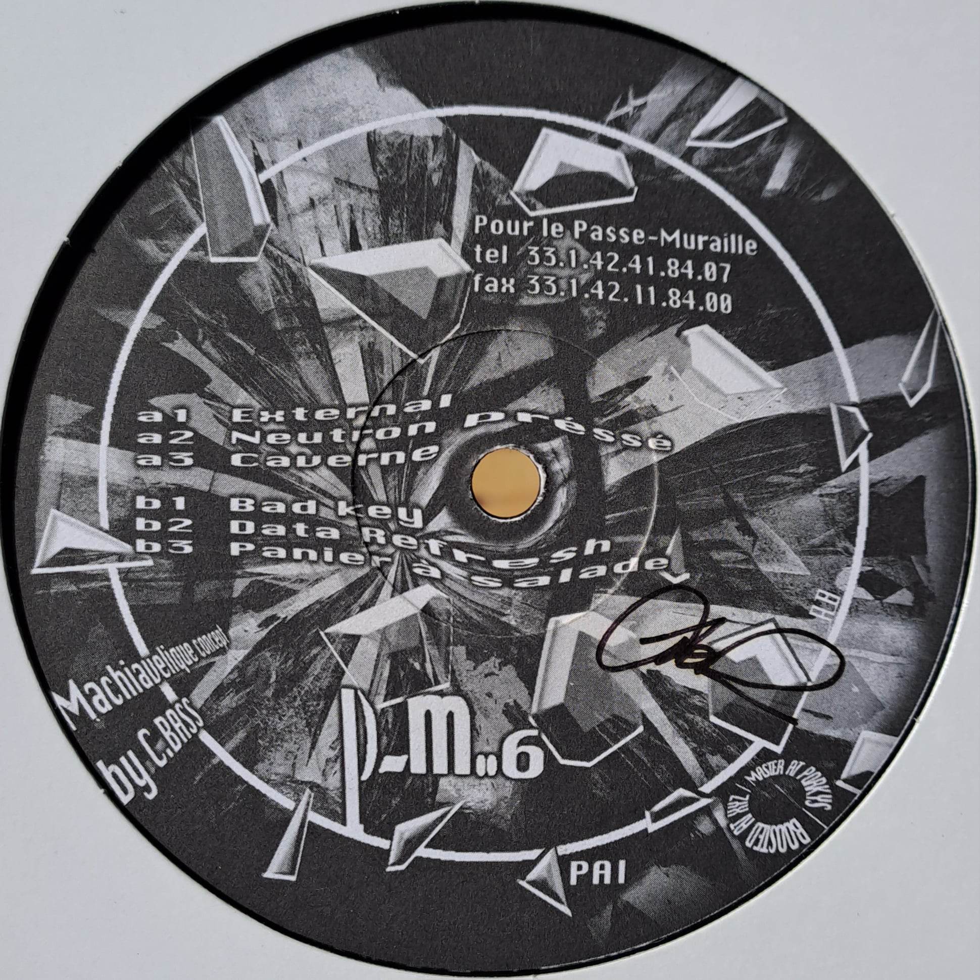 Passe-Muraille 06 - vinyle freetekno