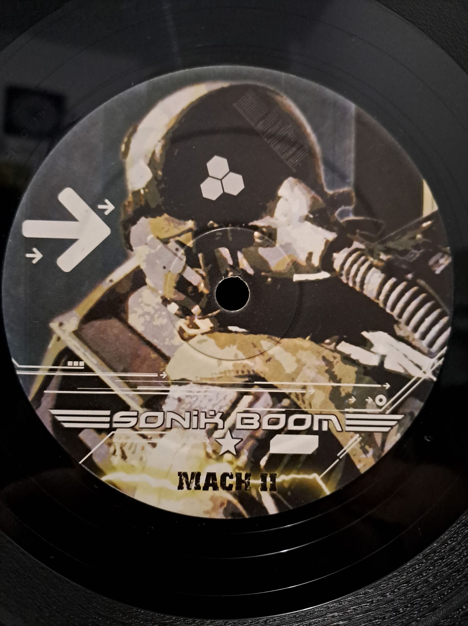 Sonik Boom 02 - vinyle freetekno