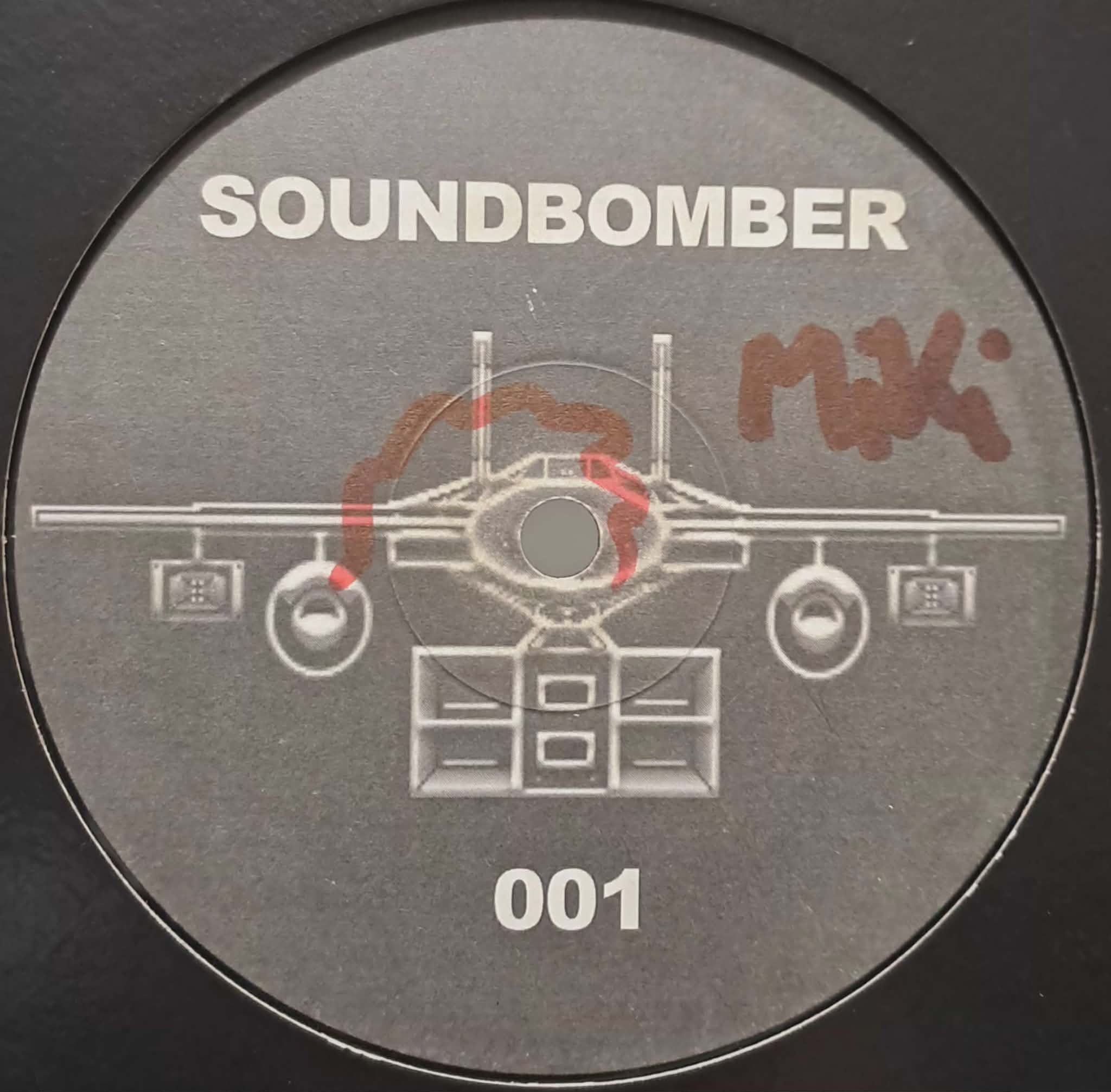 Soundbomber 01 - vinyle freetekno
