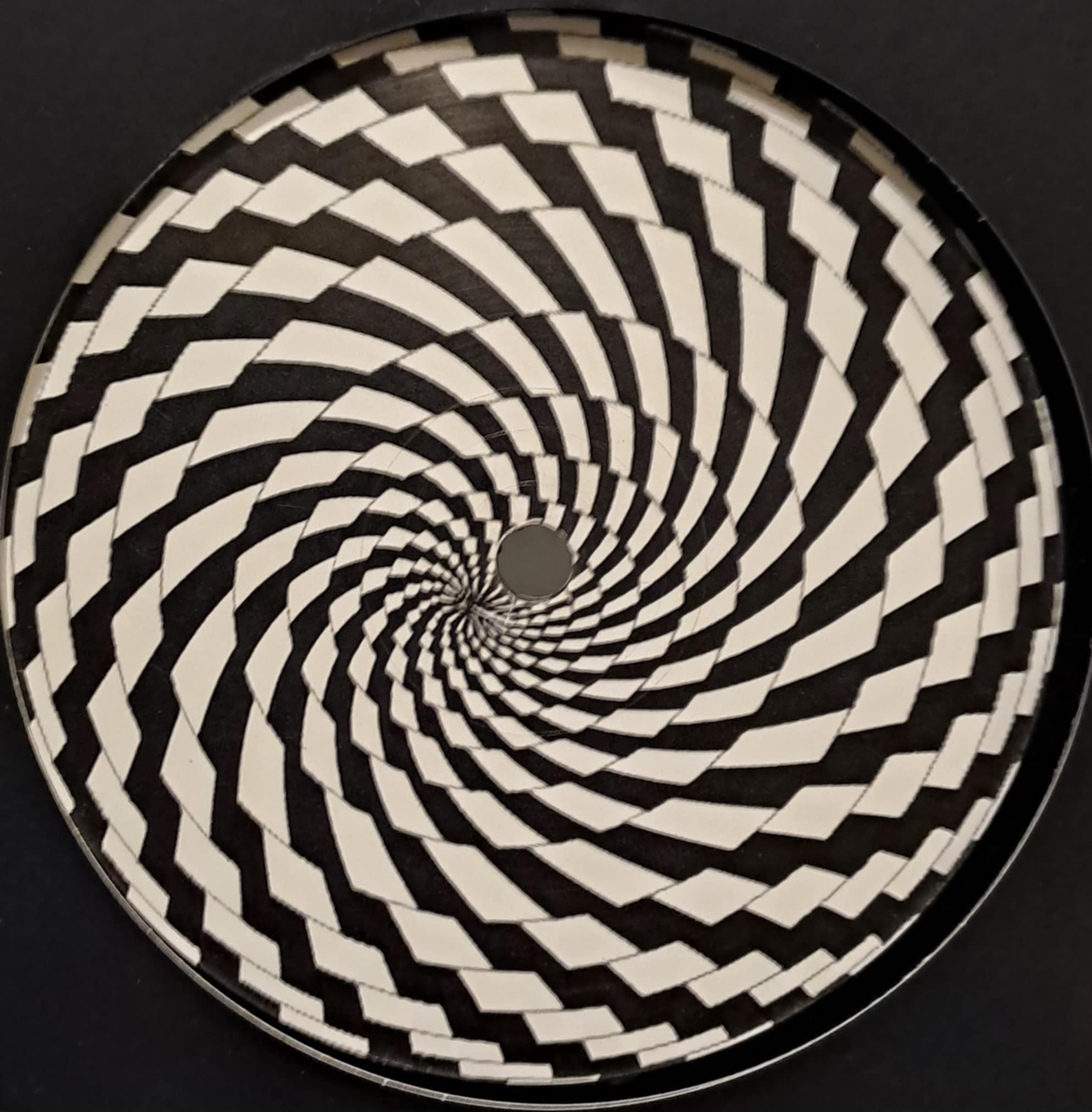 Statik Travel 08 - vinyle freetekno