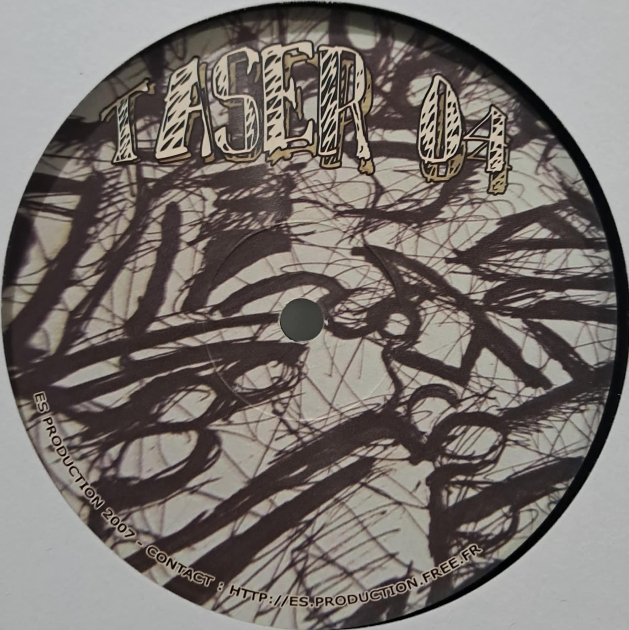 Taser 04 - vinyle freetekno