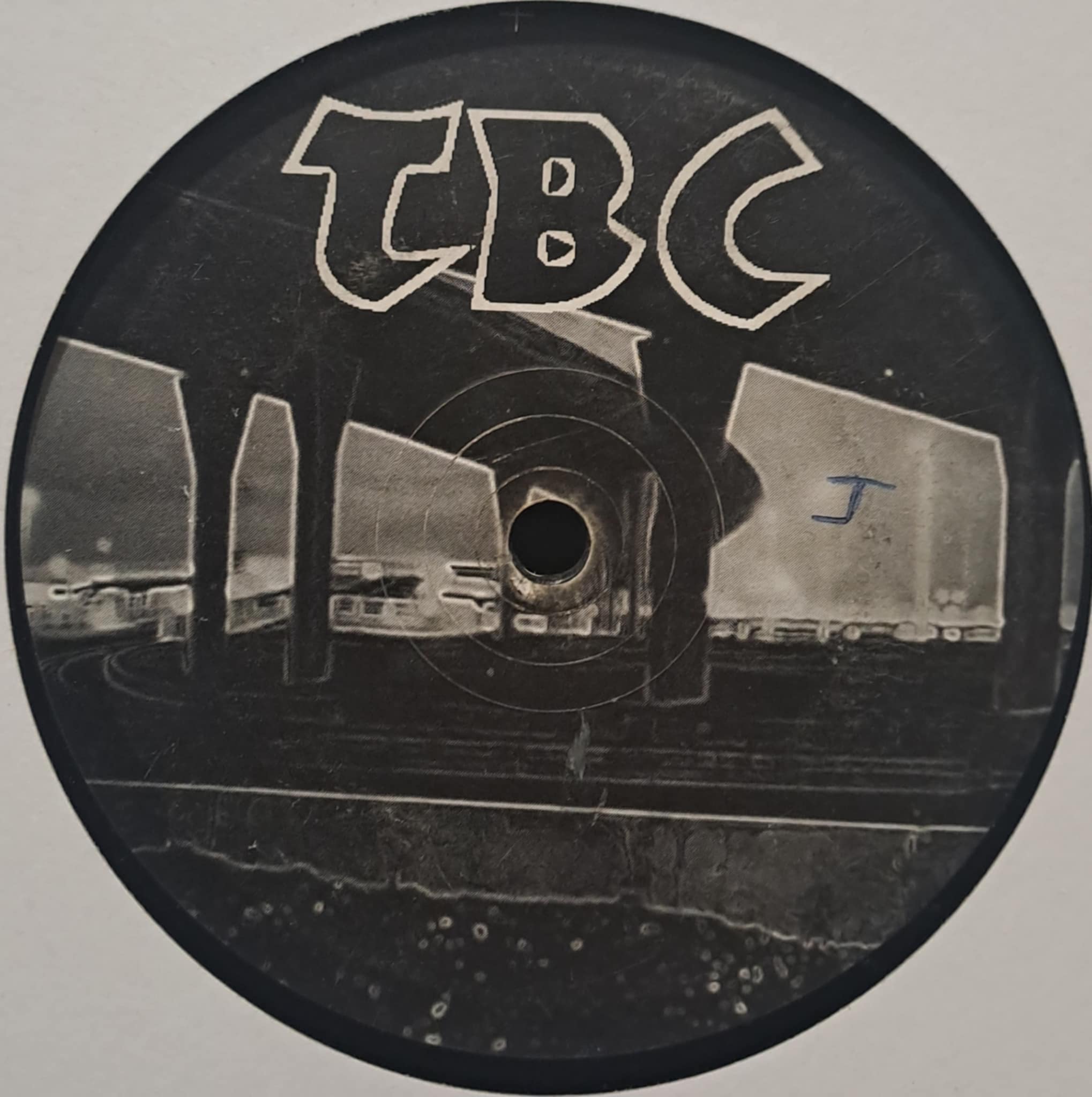 TBC 02 - vinyle freetekno