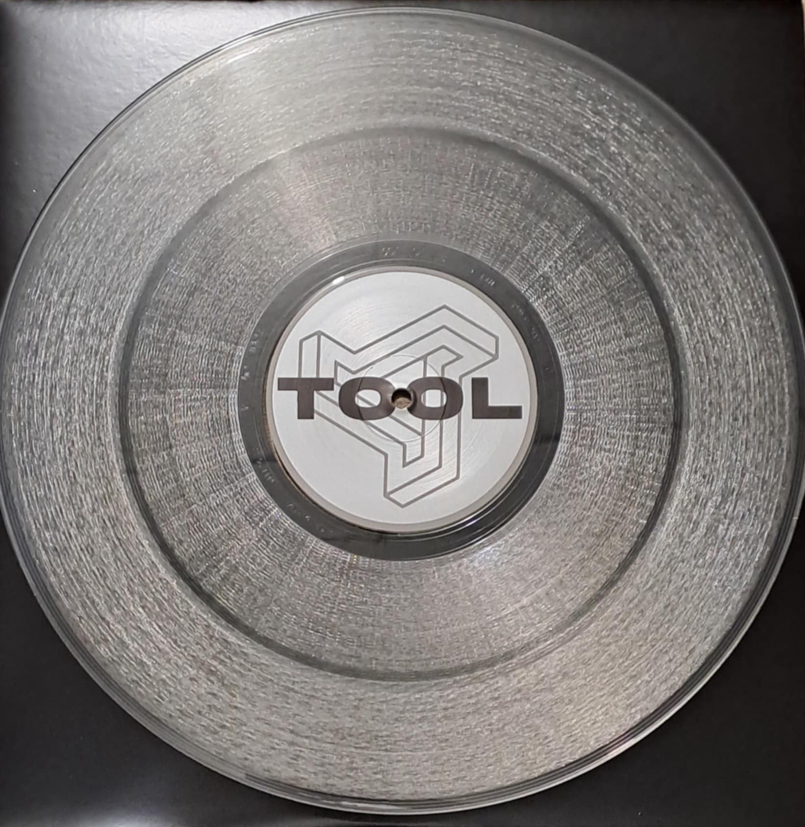 Tool 04 - vinyle freetekno