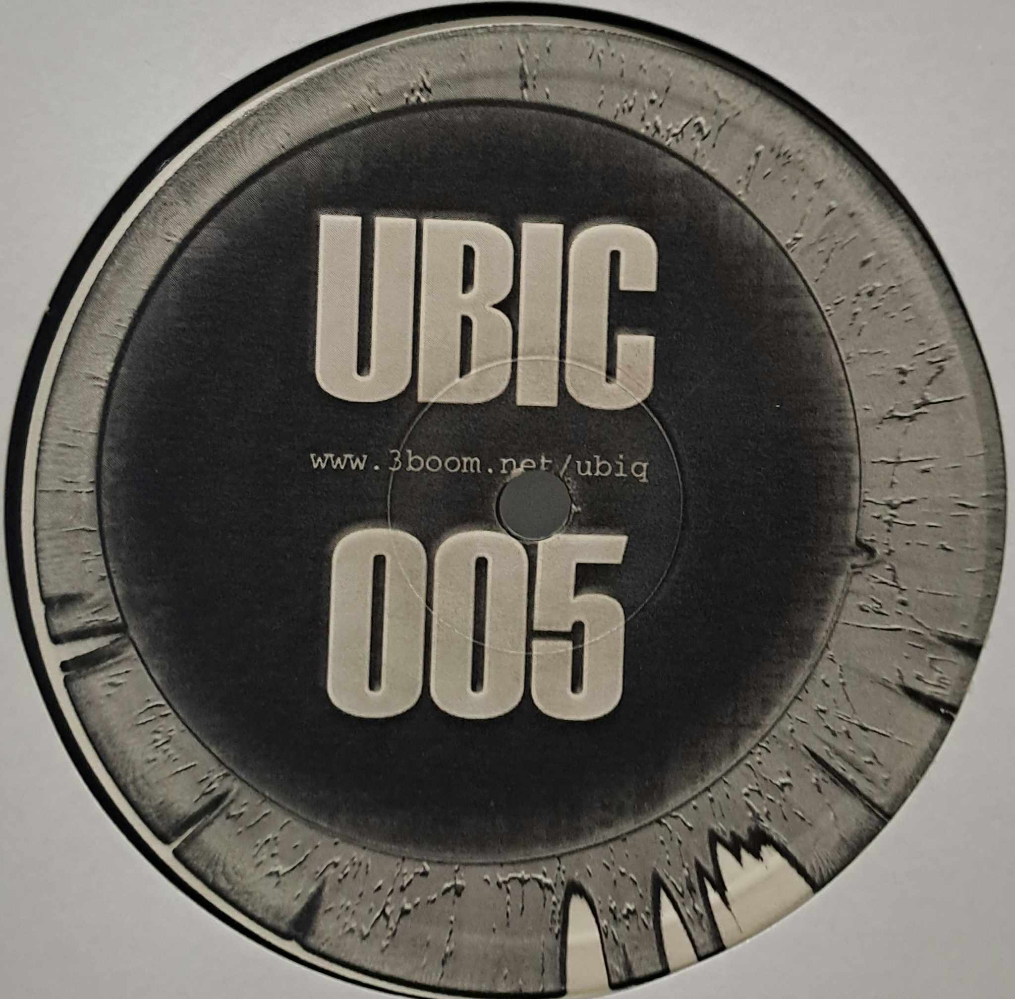 Ubiq Extension 05 - vinyle freetekno